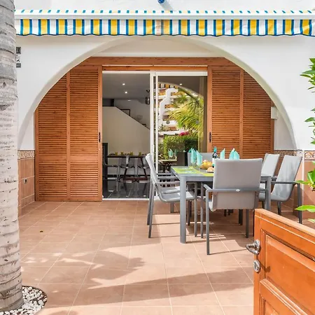 Fantastic Townhouse In The Centre Of Americas Βίλα Πλάγια ντε λας Αμέρικας