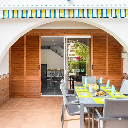 Fantastic Townhouse In The Centre Of Americas * Πλάγια ντε λας Αμέρικας