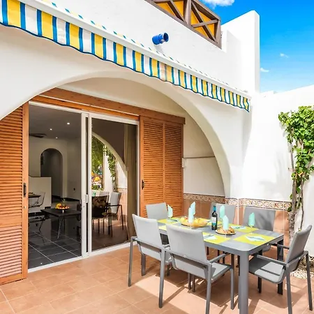 Fantastic Townhouse In The Centre Of Americas * Πλάγια ντε λας Αμέρικας